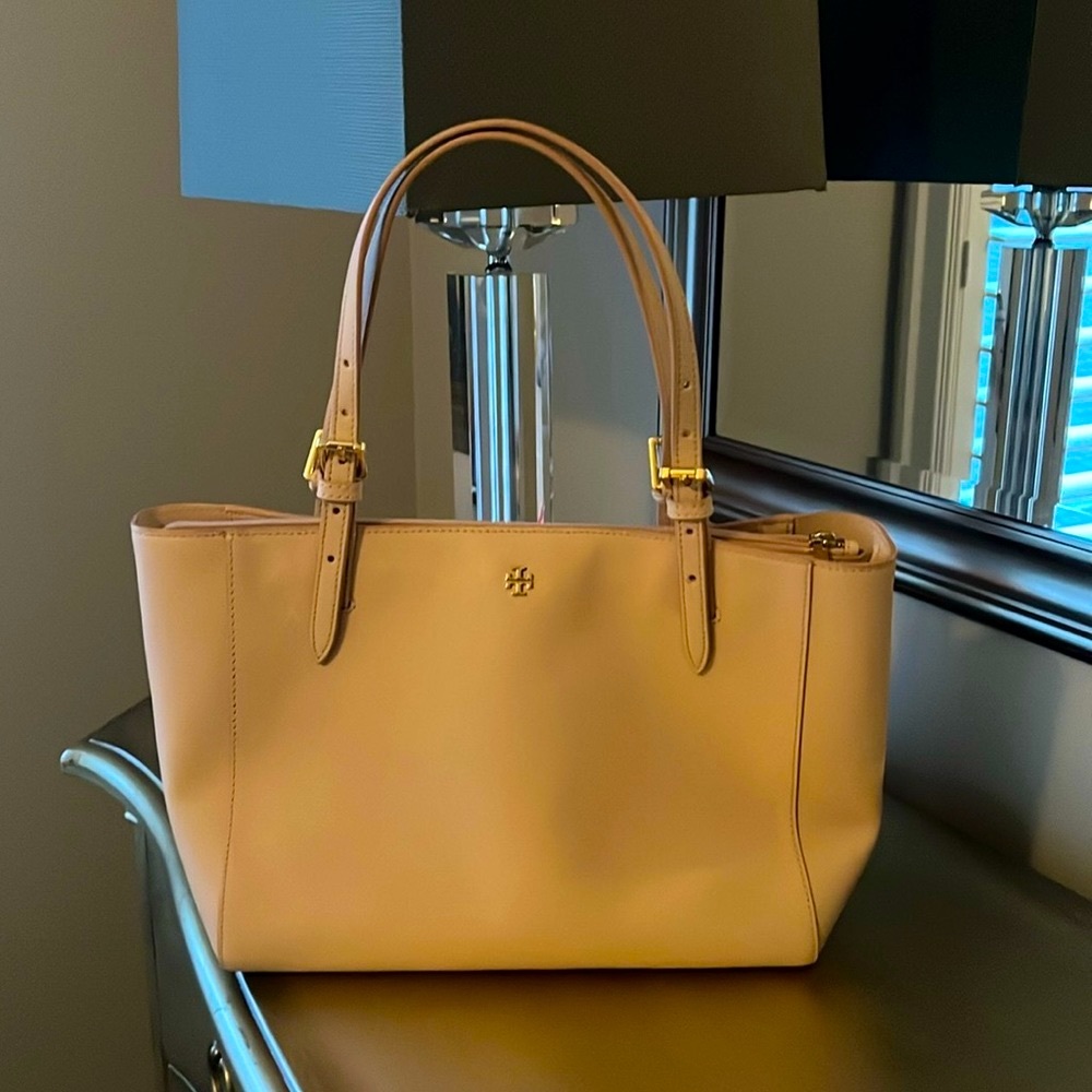 Pale pink leather Tory Burch Handbag with gold hardware, matching dust bag